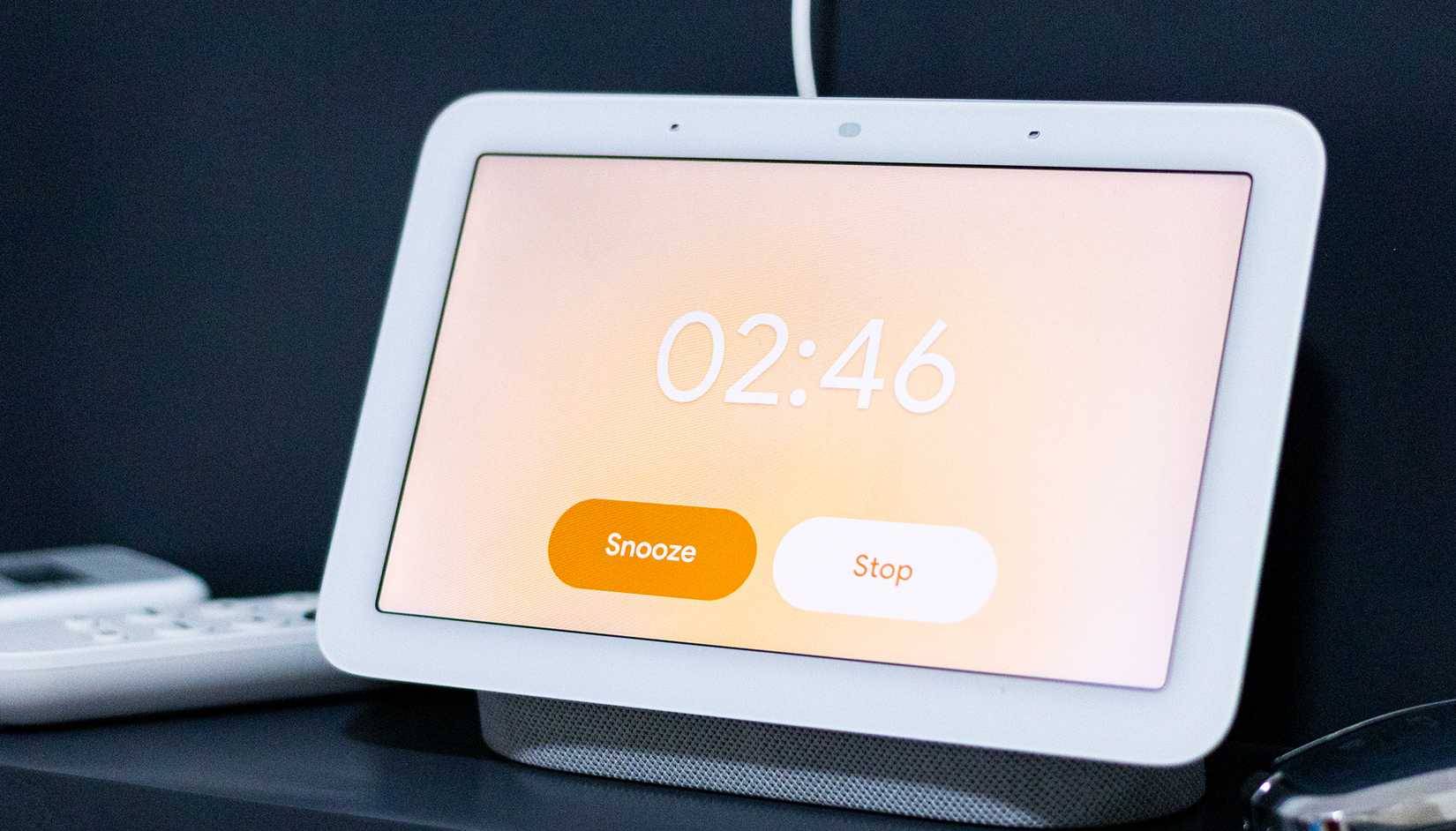 Chuông báo thức reo trên Google Nest Hub