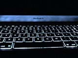  Cách bật đèn bàn phím MacBook, sửa lỗi không sáng 