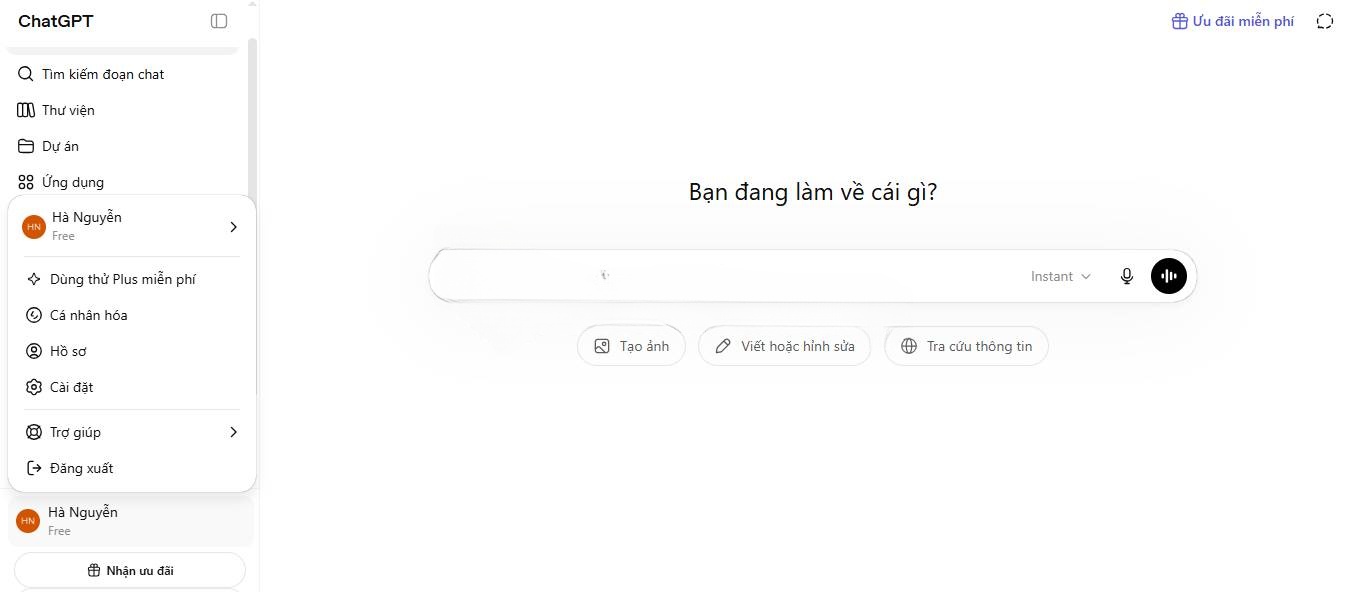 Phần Cài đặt trên trang web ChatGPT