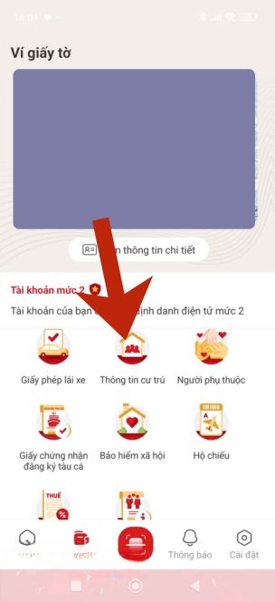 Chạm vào mục Thông tin cư trú