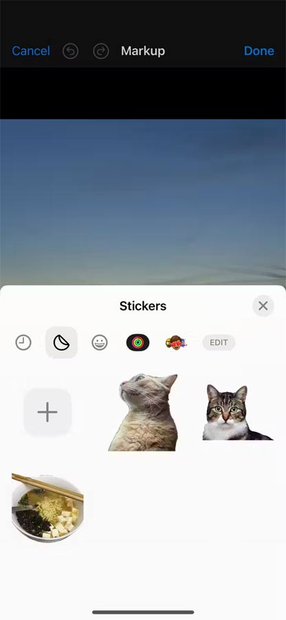 Sticker trên ảnh