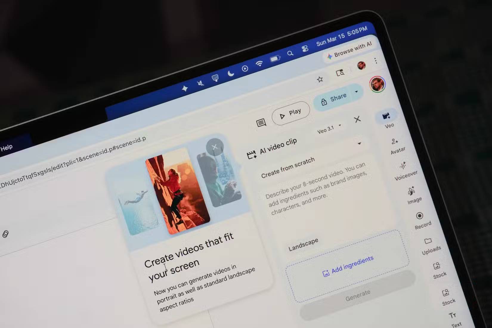 Thêm các đoạn video AI vào Google Vids.