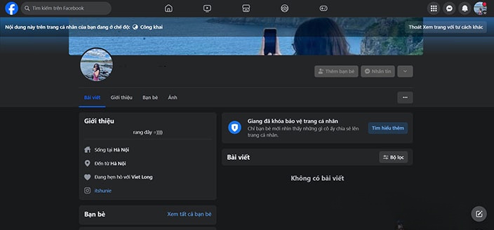 Trang cá nhân Facebook sau khi đã bật khóa bảo vệ.