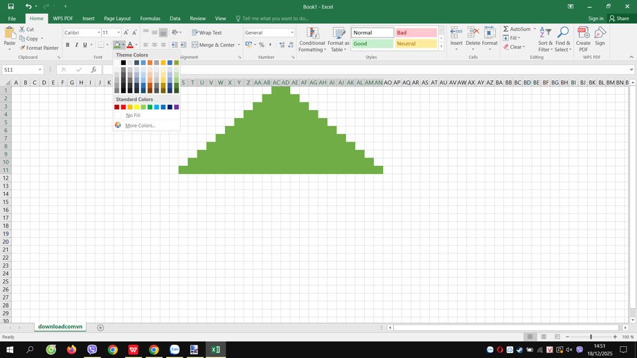 Tạo tán cây Noel
