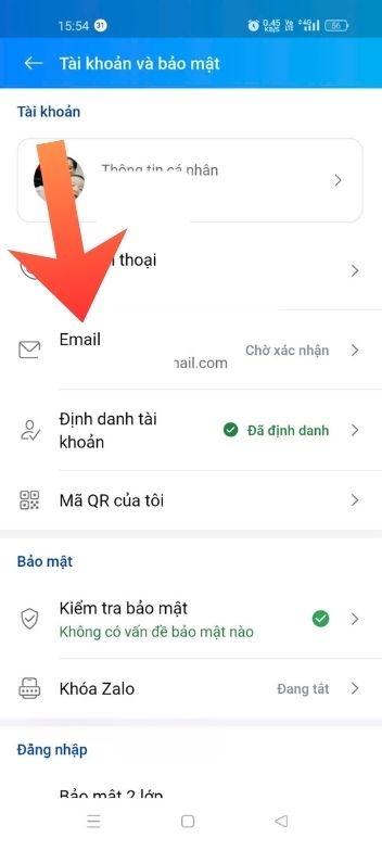 Nhấn vào mục Email