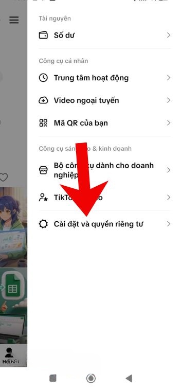 Nhấn vào mục Cài đặt và quyền riêng tư