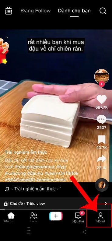 Ấn vào biểu tượng tài khoản