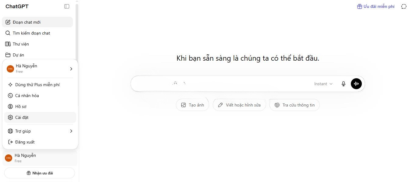 Phần Cài đặt trong trang web ChatGPT
