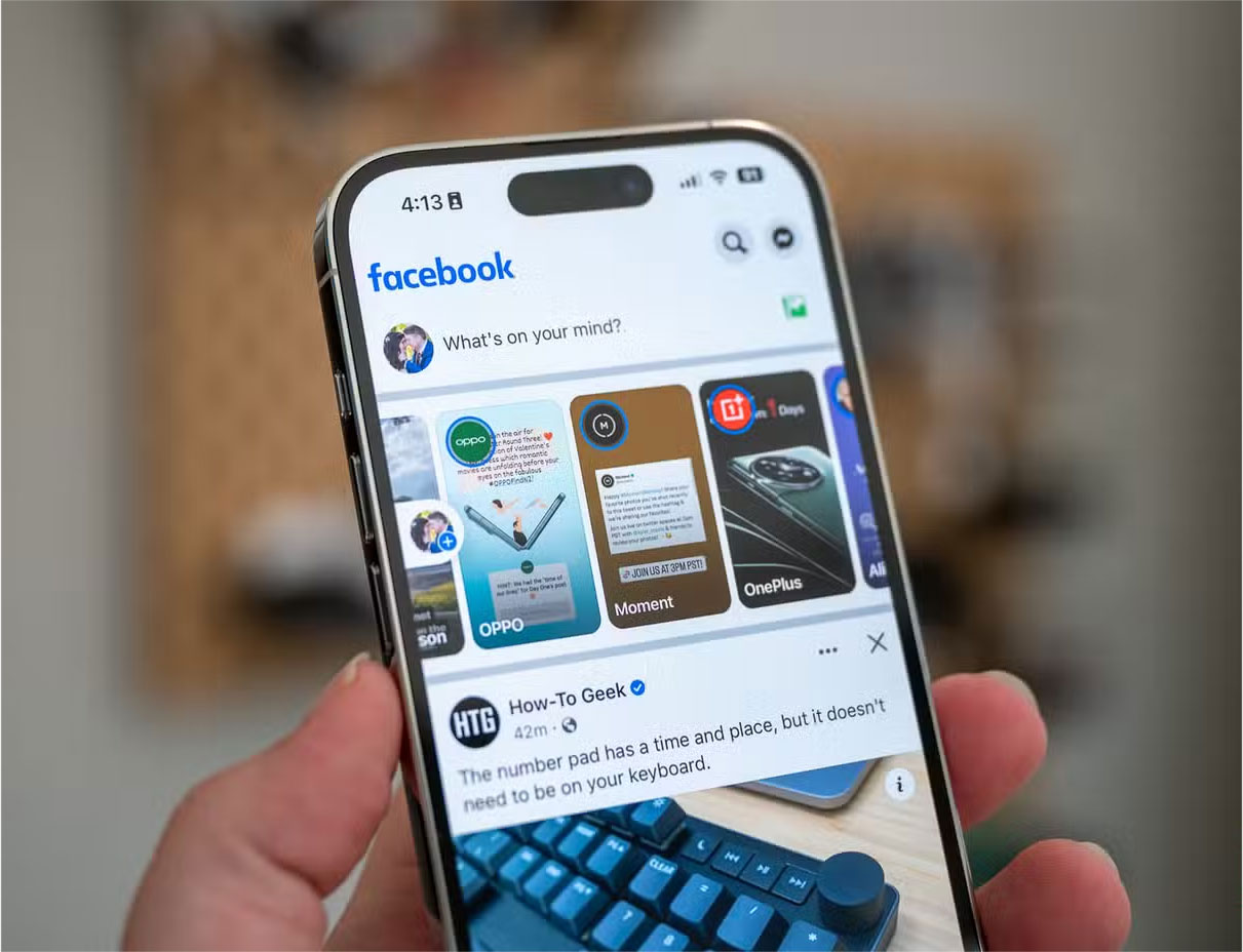 Trang chủ Facebook trên Apple iPhone 14 Pro