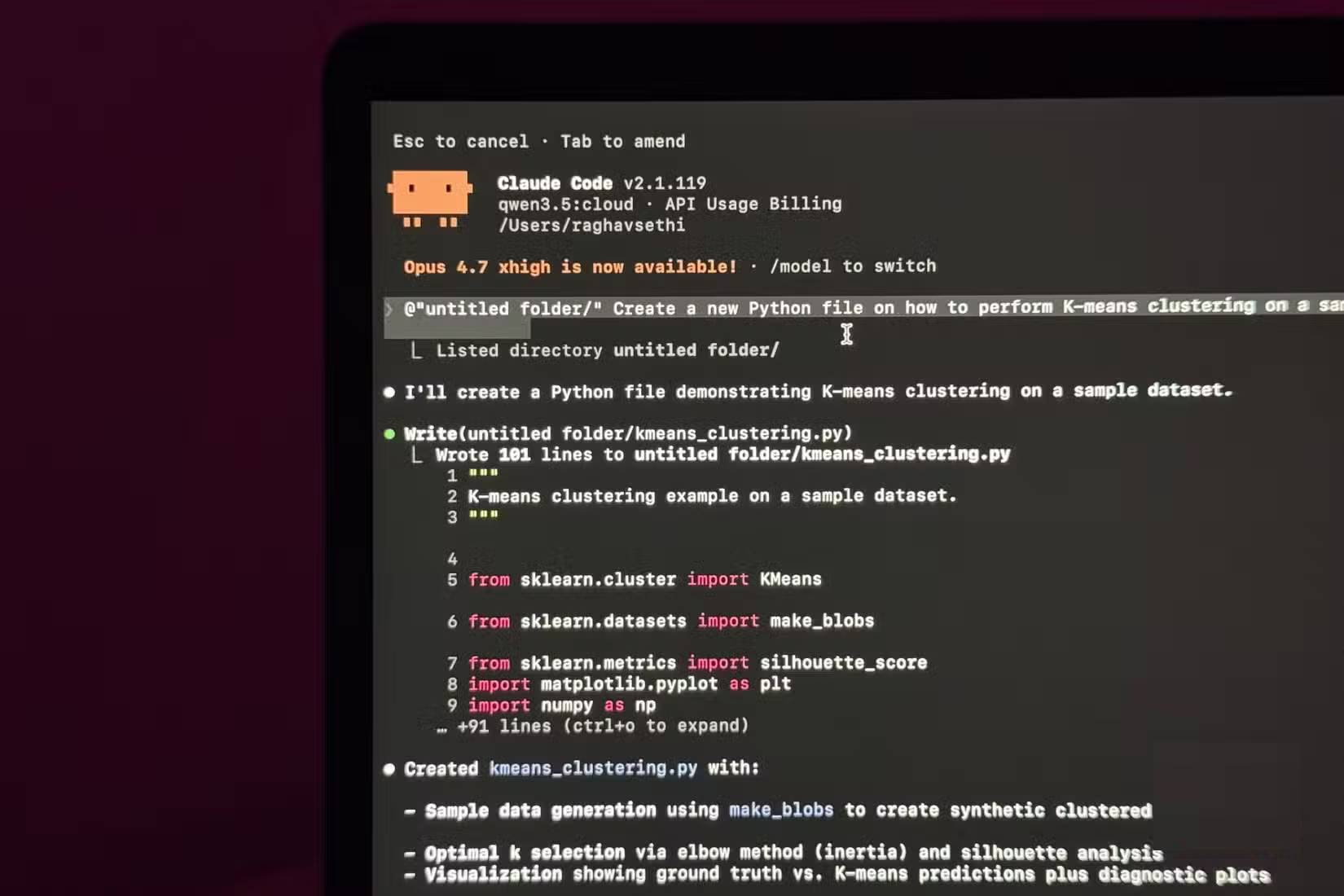 Claude Code đang chạy trên MacBook