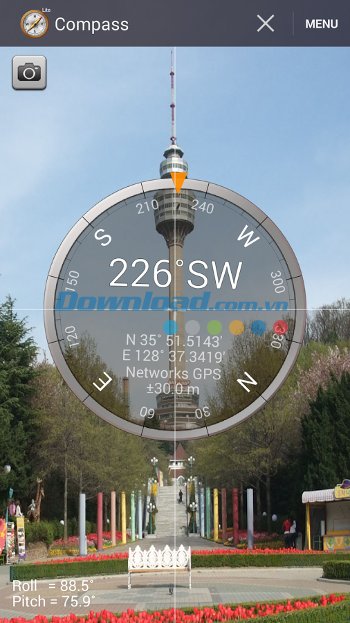  Smart Compass hiển thị chính xác các thông số phương hướng